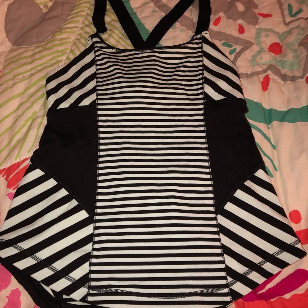 Lululemon tank top